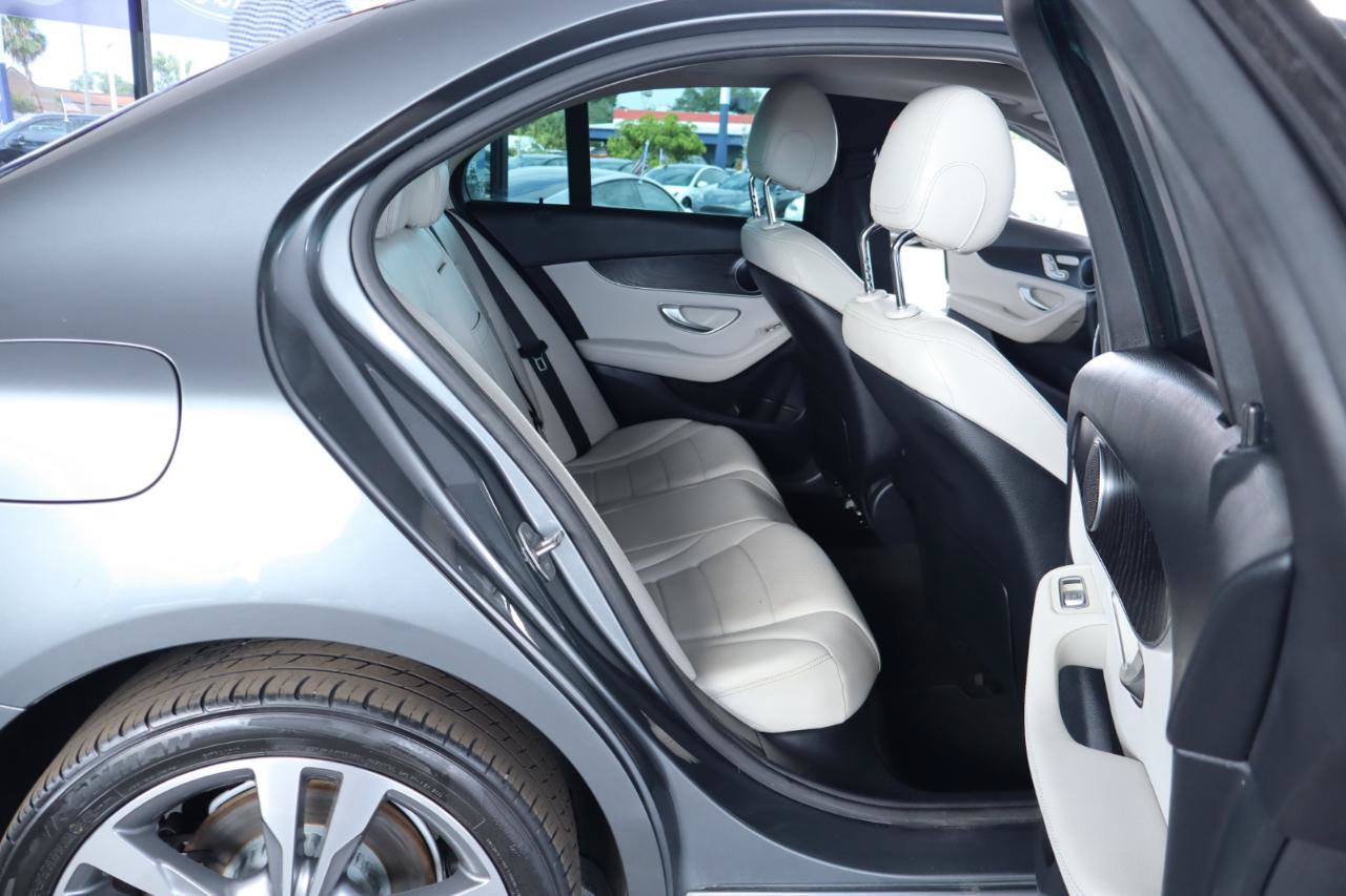 Used 2017 Mercedes-Benz C 300 4MATIC Sedan w/ Premium 1 Package image 33