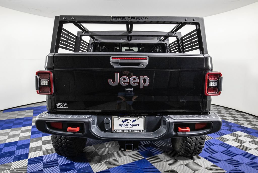 Used 2021 Jeep Gladiator Rubicon AWD/4WD image 5
