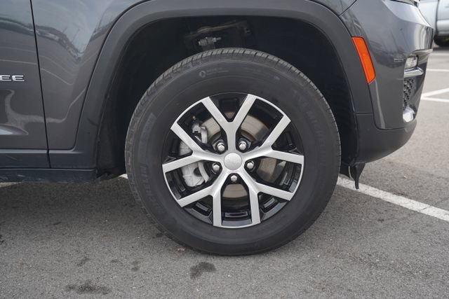 Used 2024 Jeep Grand Cherokee Limited image 42