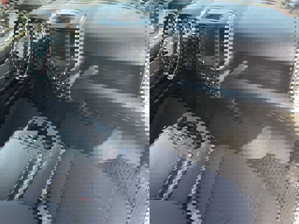 Used 2022 RAM 2500 Big Horn image 13