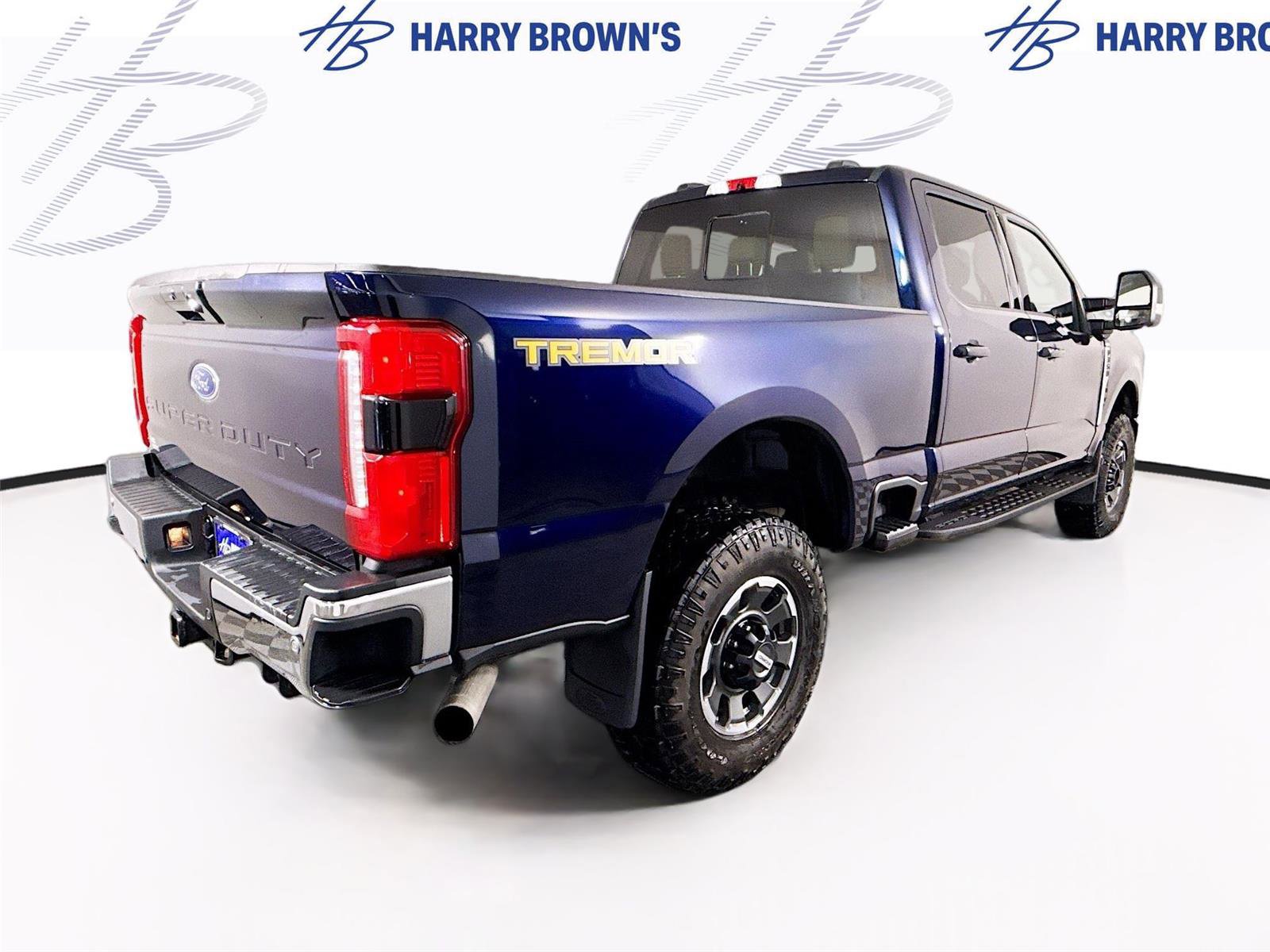 Used 2024 Ford F350 Lariat w/ Lariat Ultimate Package image 32