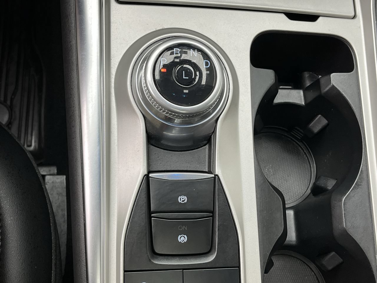 Certified 2023 Ford Explorer XLT w/ XLT Sport Appearance Package AWD/4WD image 27