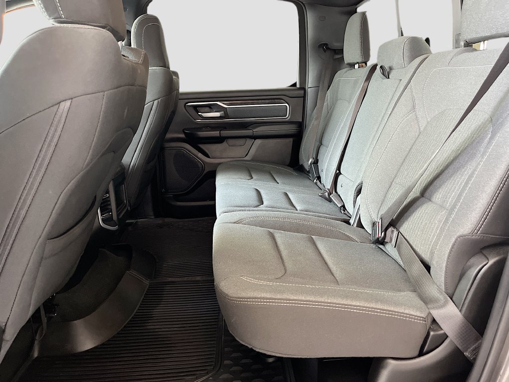 Used 2022 RAM 1500 Big Horn AWD/4WD image 24