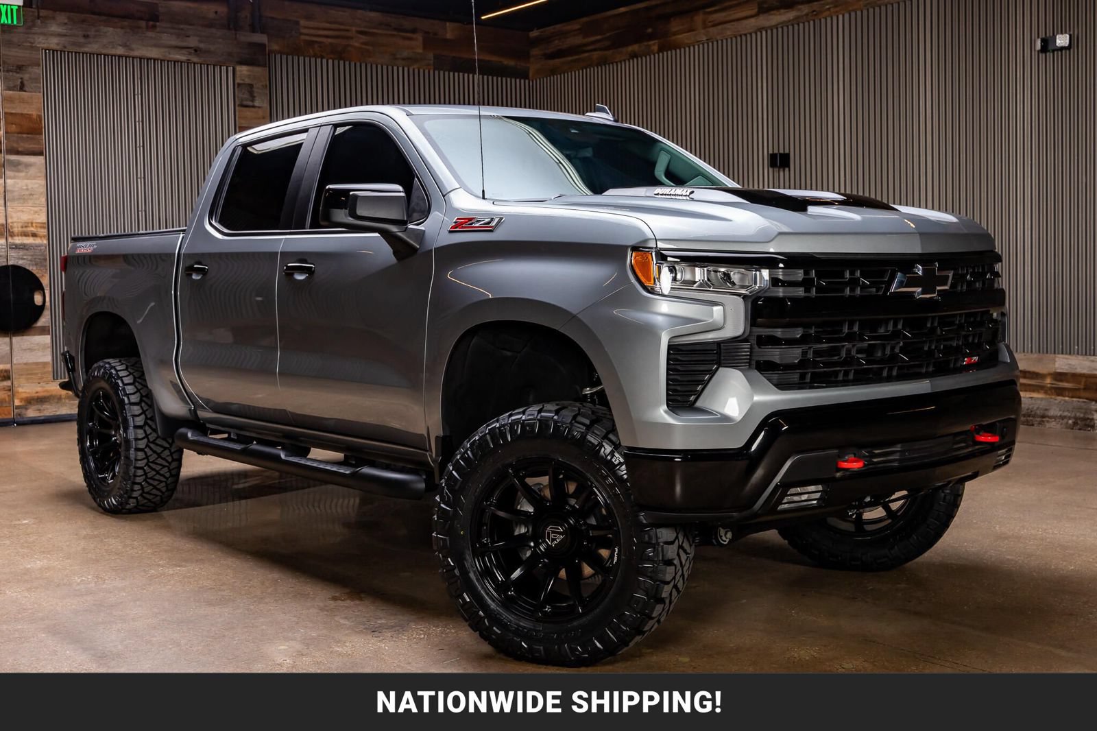 Used 2025 Chevrolet Silverado 1500 LT Trail Boss w/ Convenience Package II AWD/4WD image 1