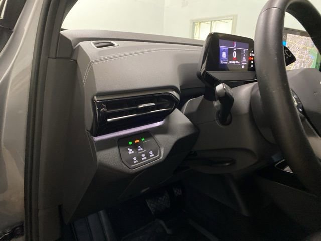 Used 2023 Volkswagen ID.4 Pro S AWD/4WD image 17
