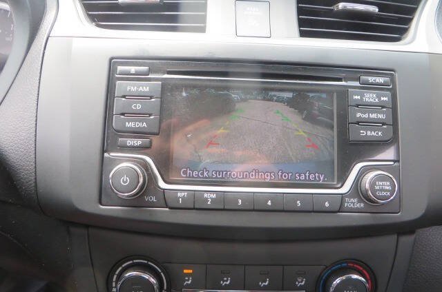 Used 2018 Nissan Sentra S FWD image 53
