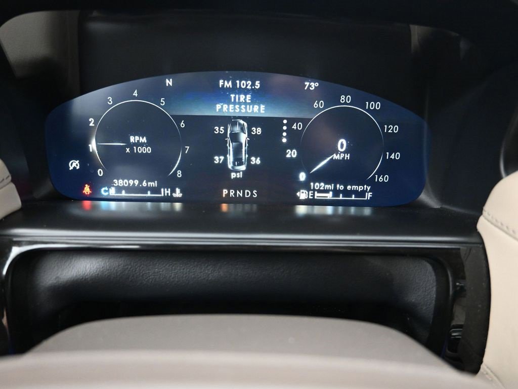 Used 2021 Lincoln Nautilus FWD w/ Equipment Group 101A image 16