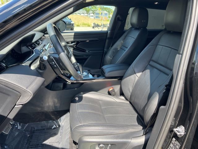 Used 2022 Land Rover Range Rover Evoque R-Dynamic SE image 17