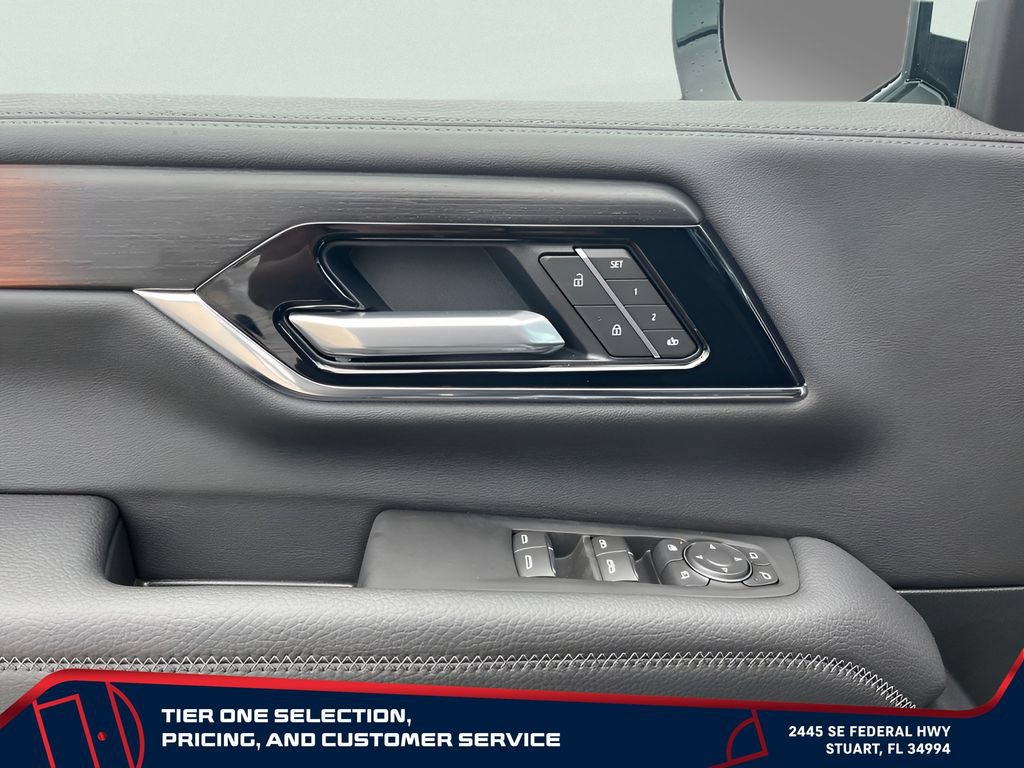 New 2026 GMC Yukon XL Denali w/ Denali Reserve Package AWD/4WD image 23