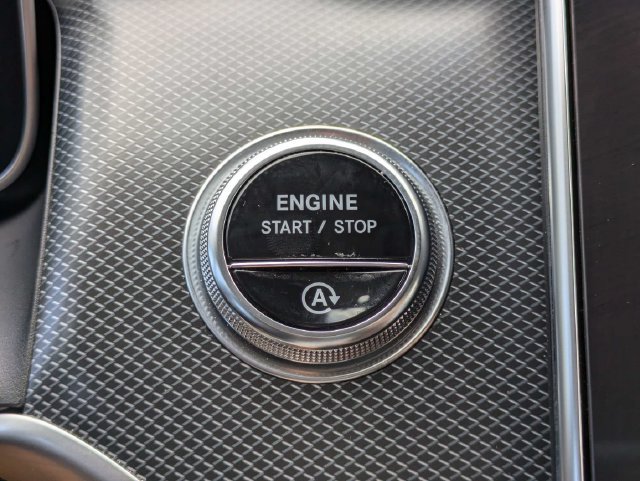 Used 2023 Mercedes-Benz GLC 300 w/ Exclusive Trim Package image 33