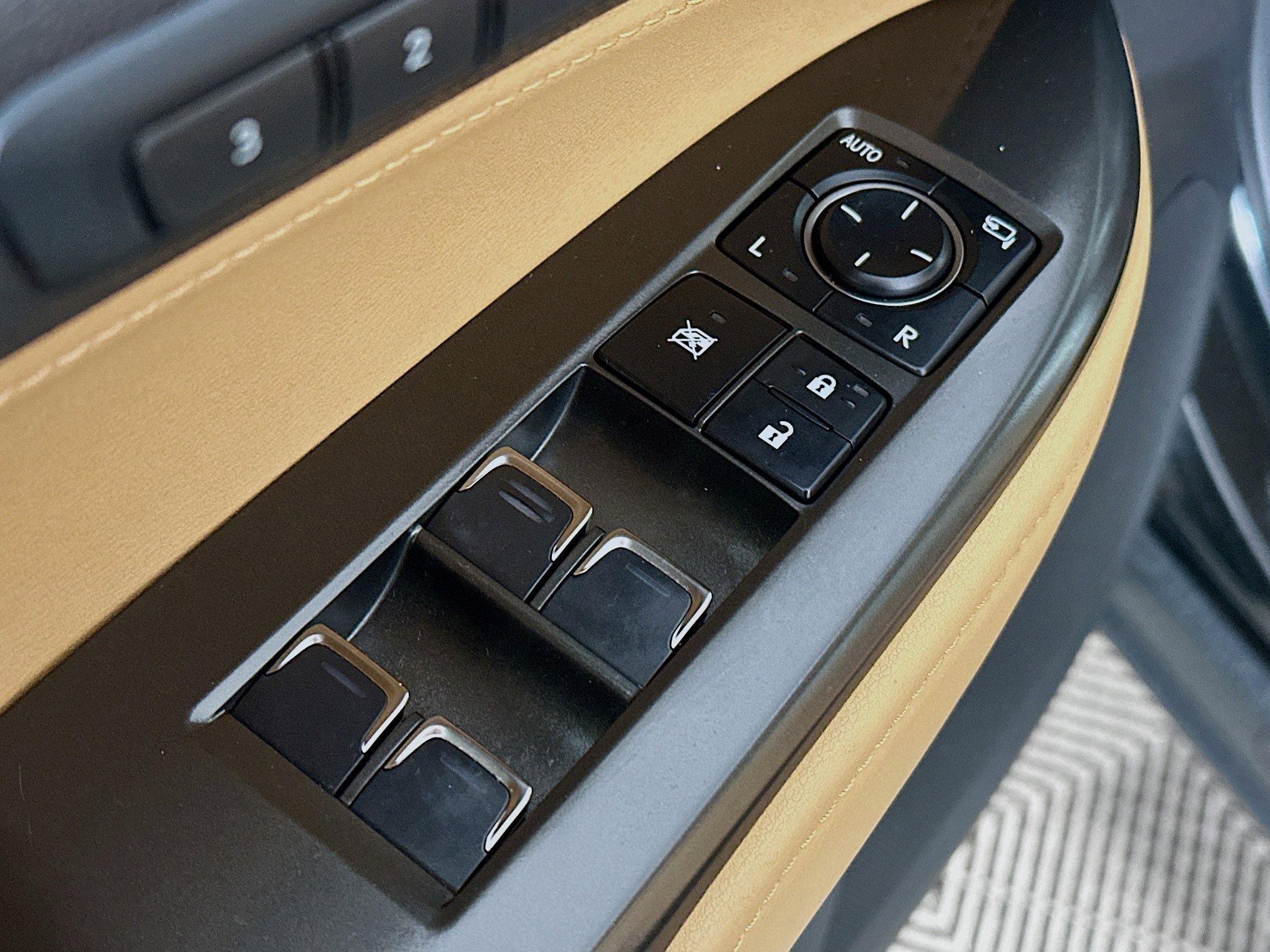 Used 2023 Lexus NX 350 AWD image 17