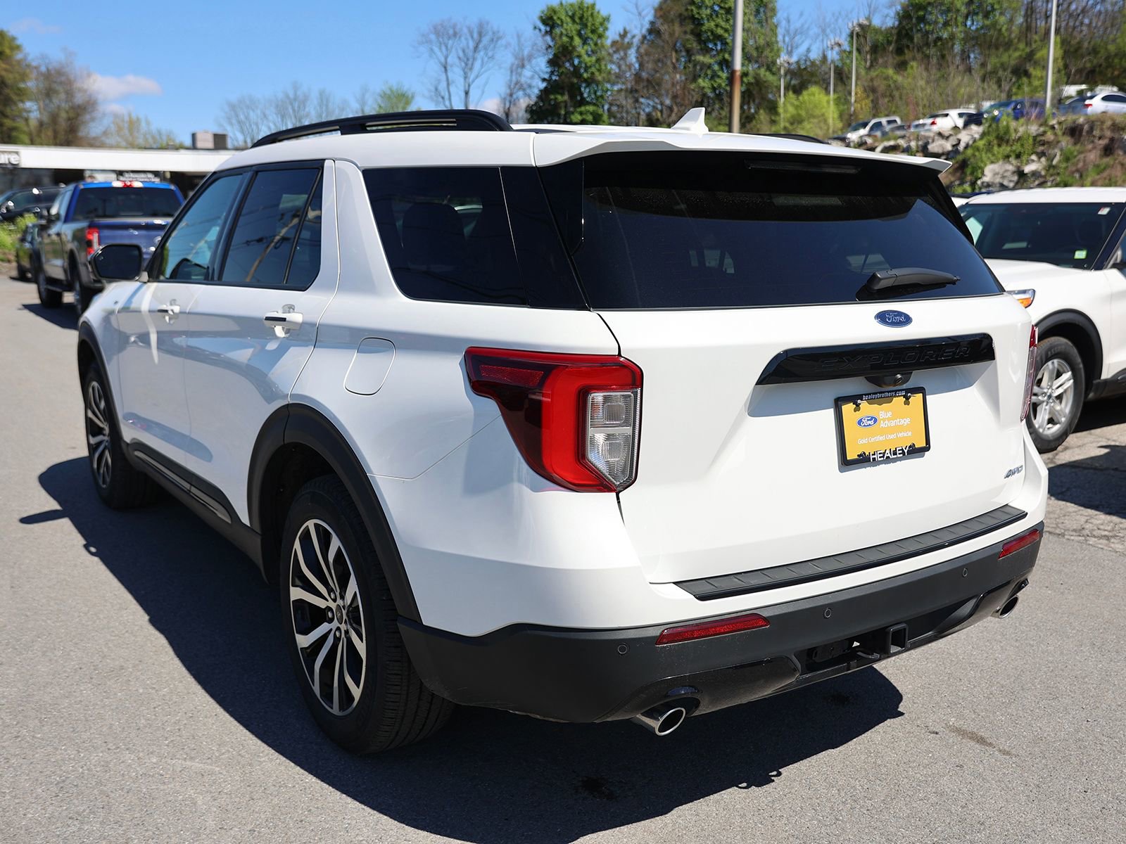 Used 2024 Ford Explorer ST-Line w/ Class IV Trailer Tow Package AWD/4WD image 5