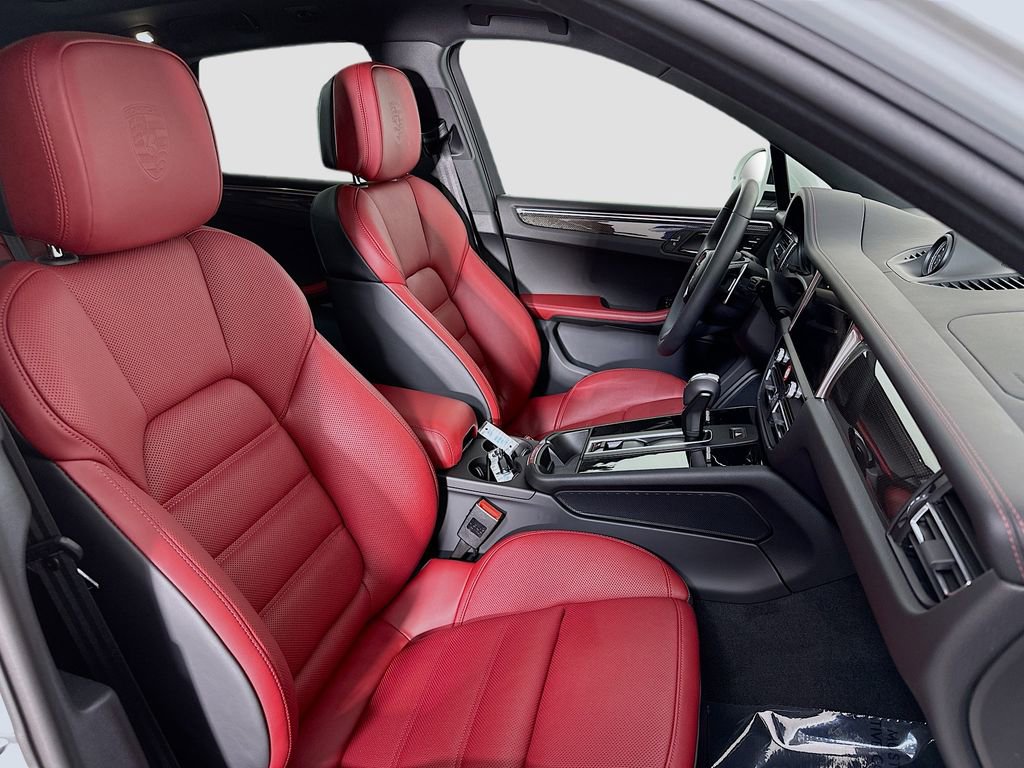 New 2025 Porsche Macan image 26