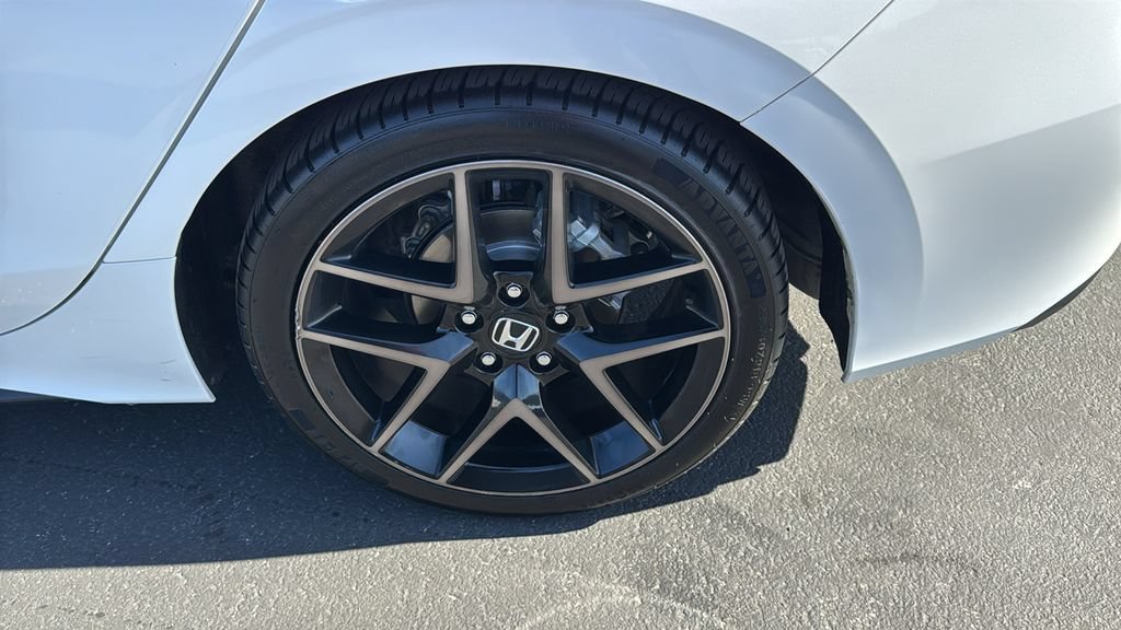 Used 2024 Honda Civic Sport Touring image 8