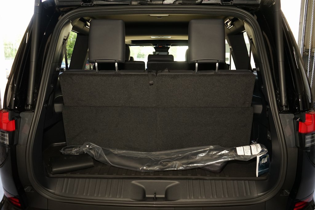 Used 2025 Lexus GX 550 image 30