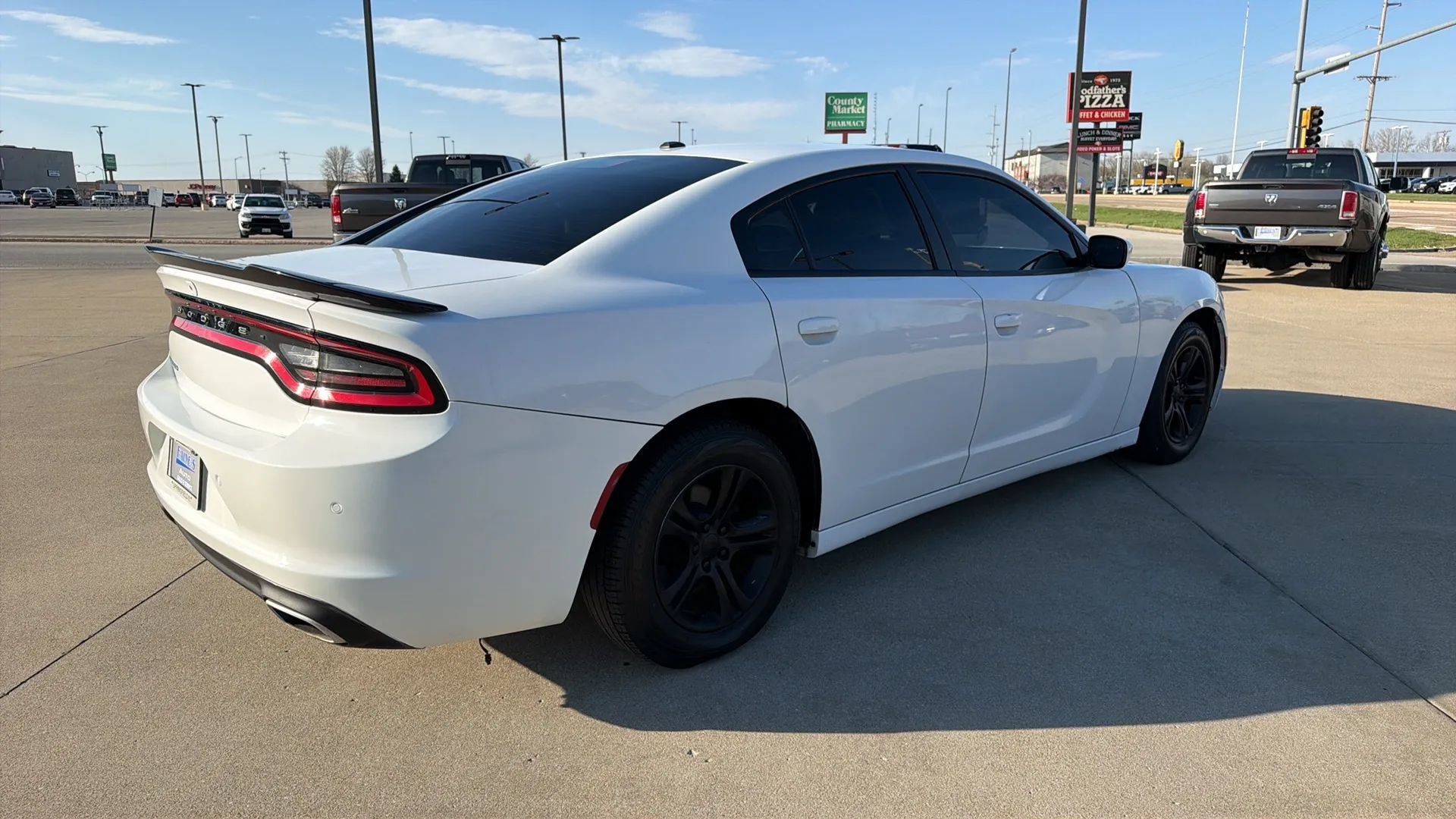 Used 2020 Dodge Charger SXT image 19