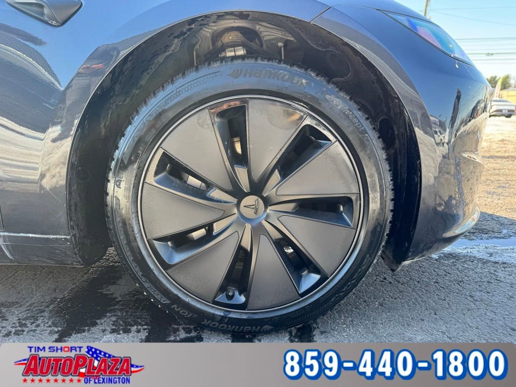 Used 2024 Tesla Model 3 Standard Range image 16