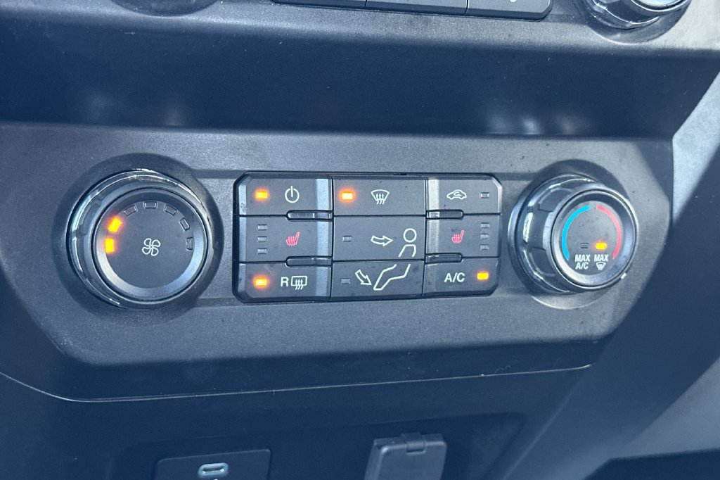 Used 2022 Ford F350 XLT w/ XLT Value Package AWD/4WD image 24