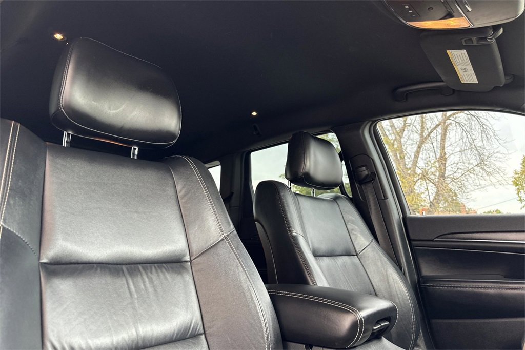 Used 2016 Jeep Grand Cherokee Limited image 19