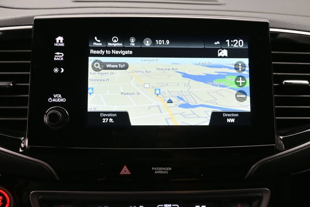 Certified 2024 Honda Passport Black Edition image 12