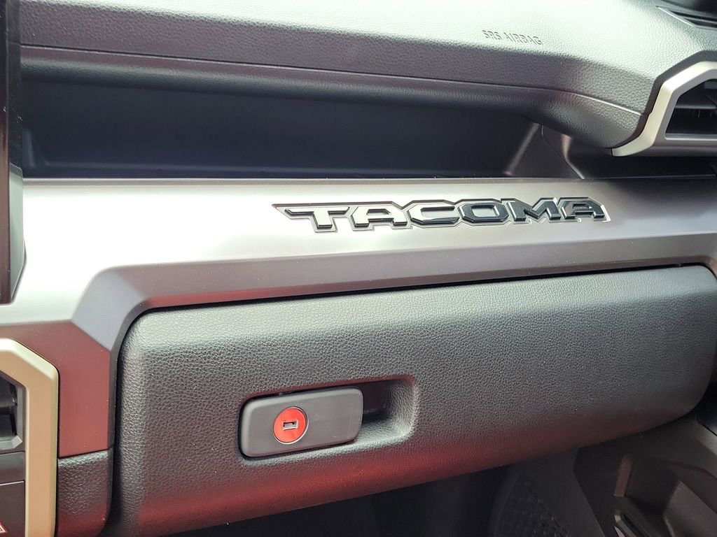 Used 2025 Toyota Tacoma TRD Off-Road w/ TRD Off Road Upgrade Package AWD/4WD image 14