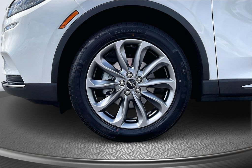 Used 2022 Lincoln Corsair FWD w/ Premium Package image 34