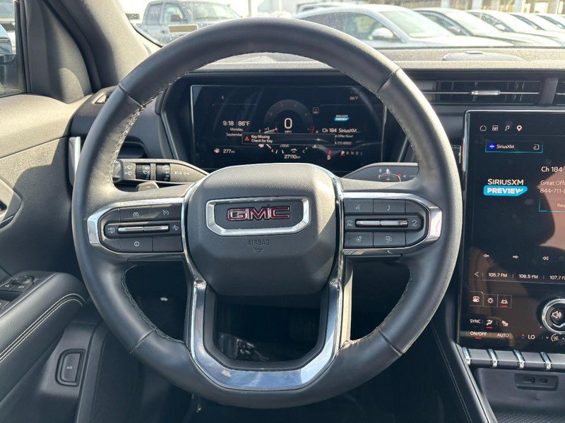 Used 2026 GMC Terrain Elevation w/ Elevation Premium Package FWD image 15