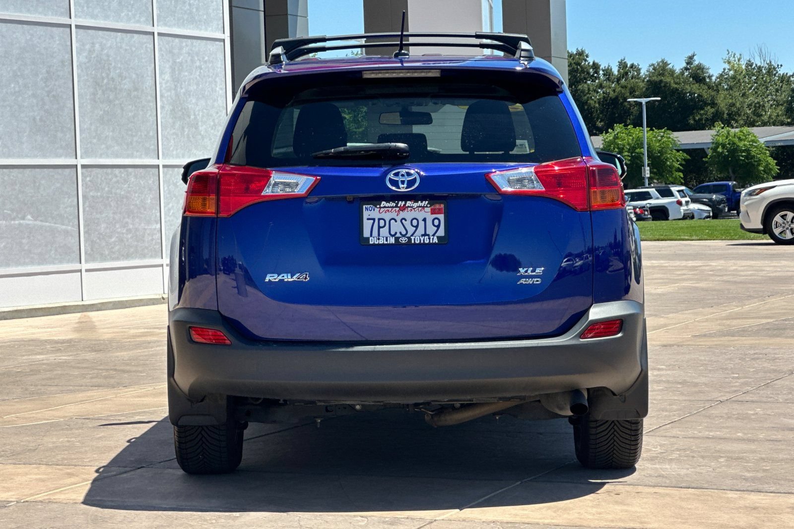Used 2015 Toyota RAV4 XLE AWD/4WD image 5