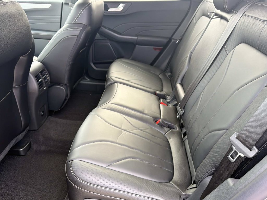 New 2025 Ford Escape SE w/ PHEV Premium Package FWD image 13