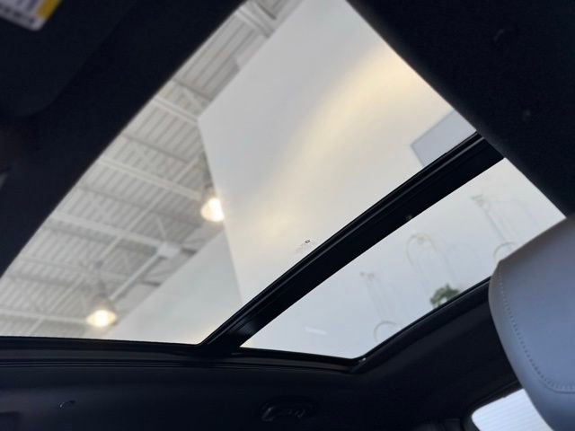 New 2026 Cadillac XT5 Premium Luxury w/ Driver Assist Package AWD/4WD image 6