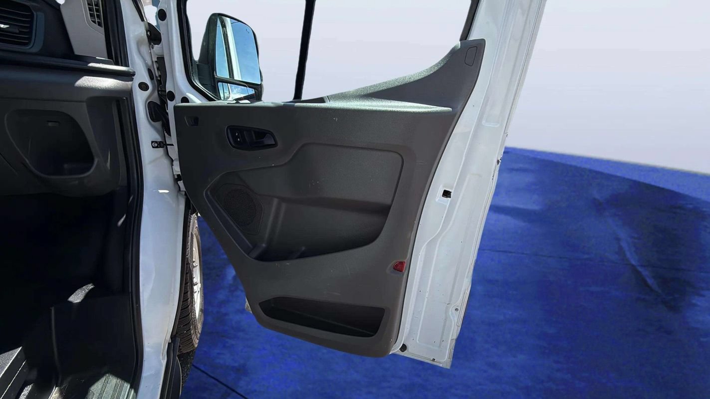 Used 2021 Ford Transit 250 148 High Roof RWD image 18