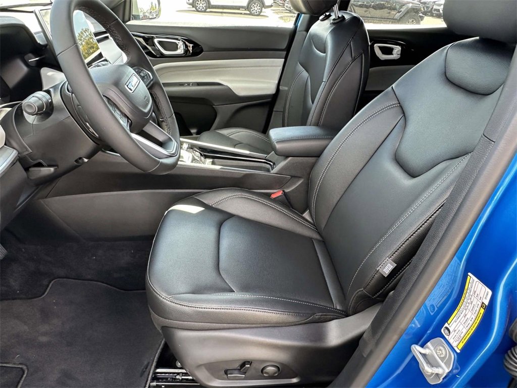 New 2026 Jeep Compass Limited image 12