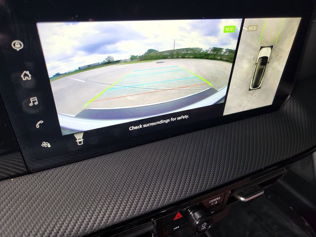 Certified 2025 Nissan Kicks SR image 20