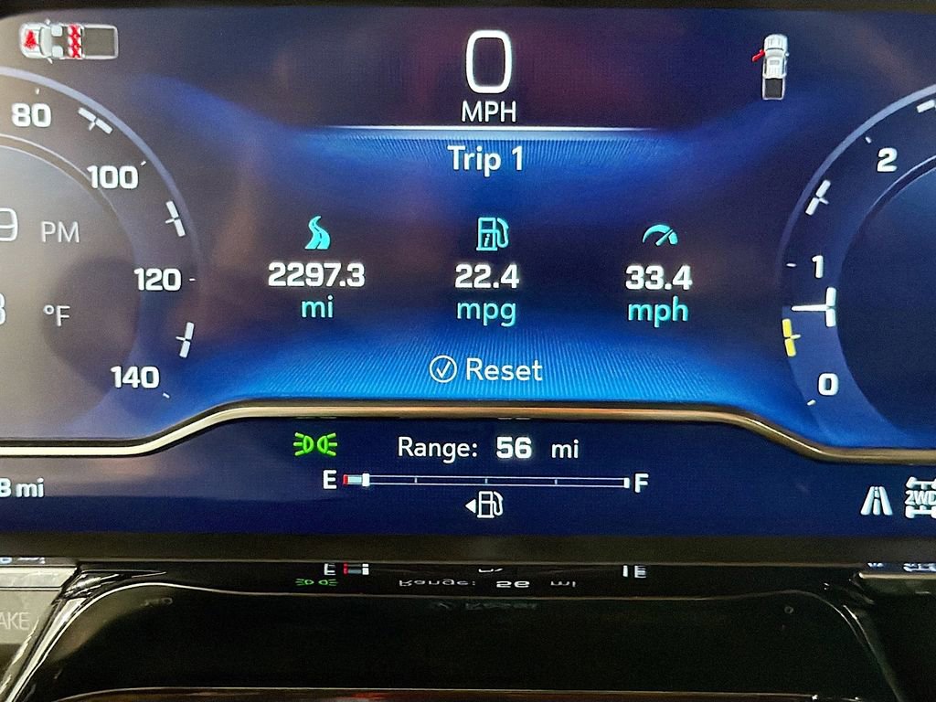 Used 2025 Chevrolet Silverado 1500 High Country w/ Technology Package image 13