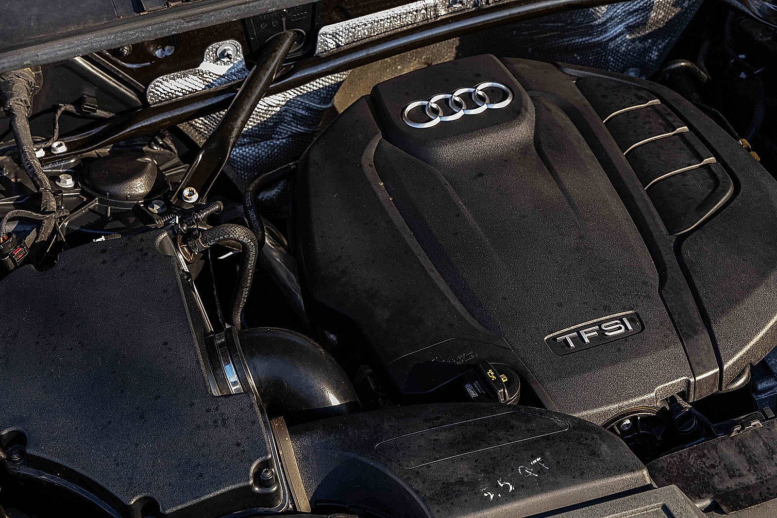 Used 2020 Audi Q5 2.0T Premium w/ Titanium Sport Package image 31