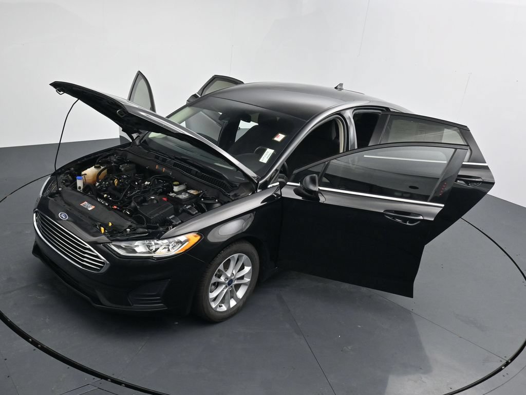 Used 2020 Ford Fusion SE FWD image 40