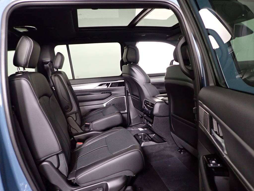 New 2026 Jeep Grand Wagoneer 4WD w/ Quick Order Packge 29V Upland image 41