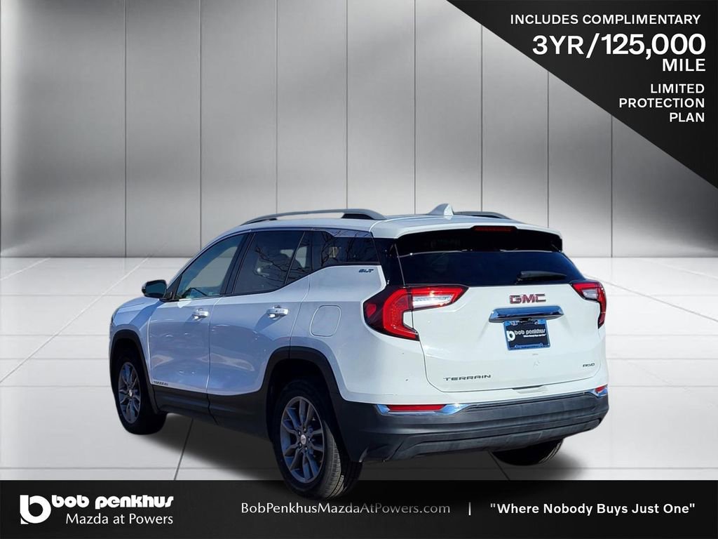 Used 2024 GMC Terrain SLT image 27