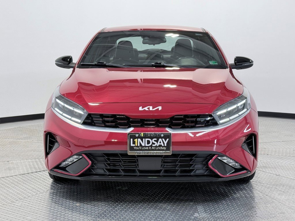 Used 2023 Kia Forte GT image 2