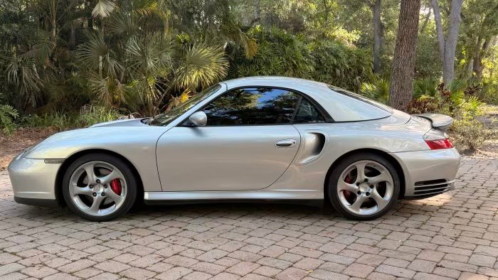 Used 2004 Porsche 911 Turbo AWD/4WD image 2