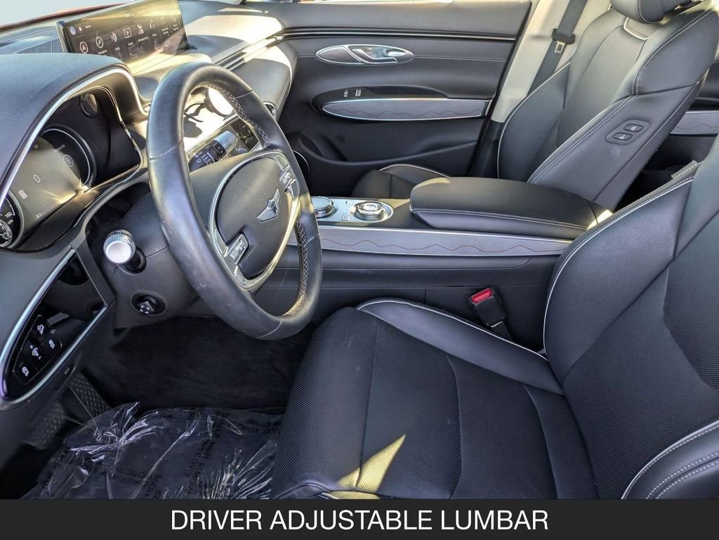 Used 2022 Genesis GV70 2.5T w/ Advanced Package AWD/4WD image 14