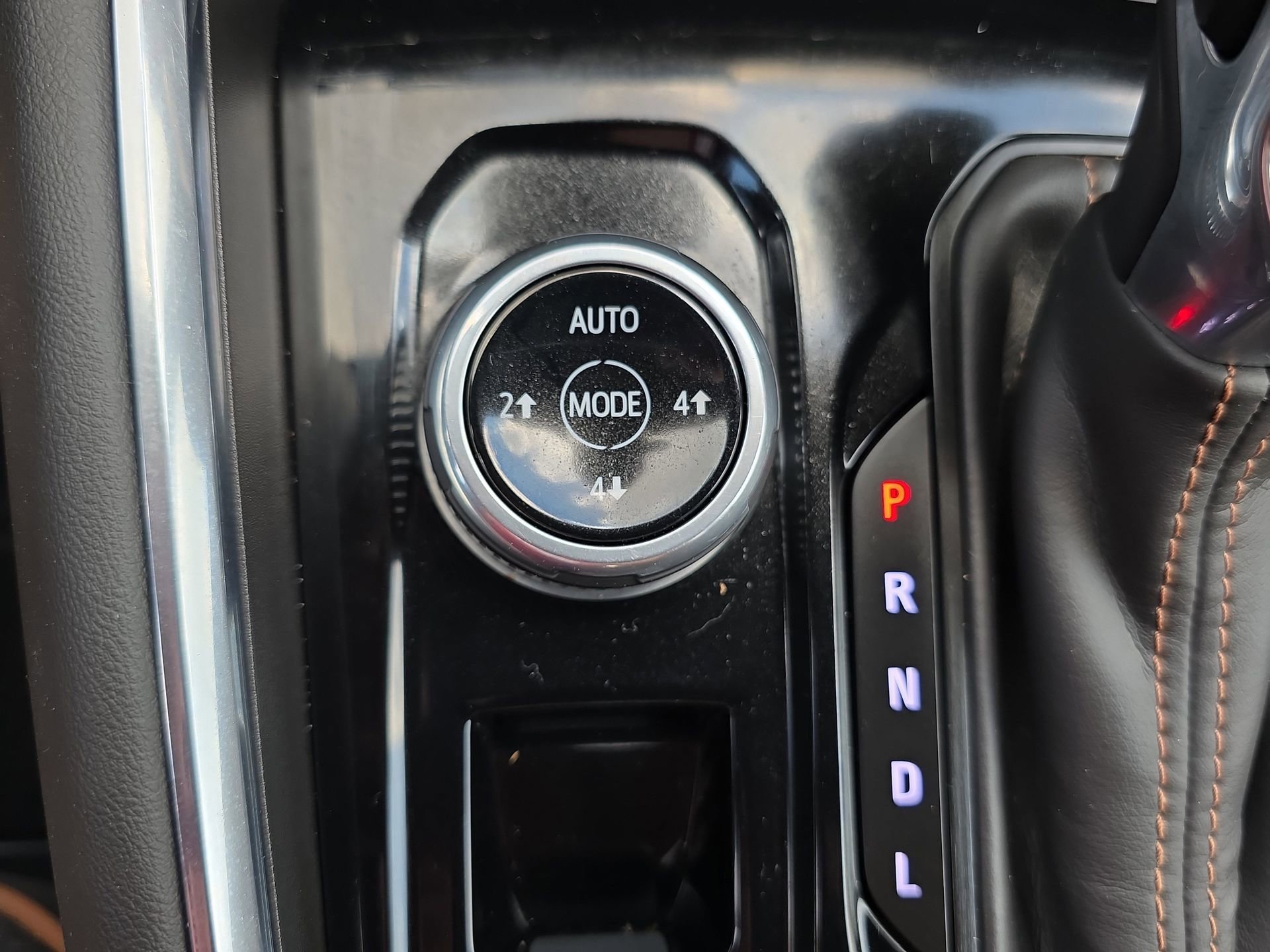 Used 2024 GMC Canyon AT4 AWD/4WD image 23