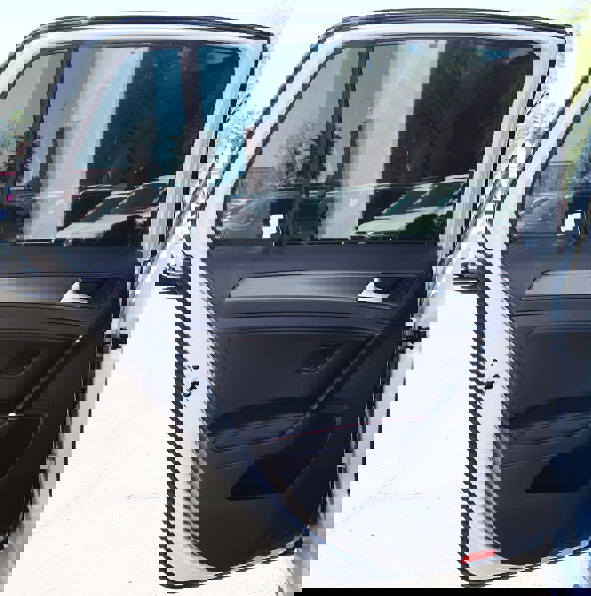 Used 2019 Volkswagen GTI SE w/ SE Experience Package image 30