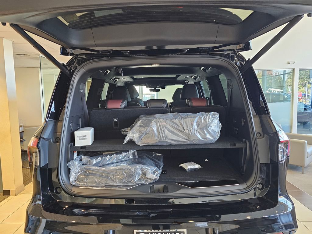 New 2026 INFINITI QX80 Autograph image 17