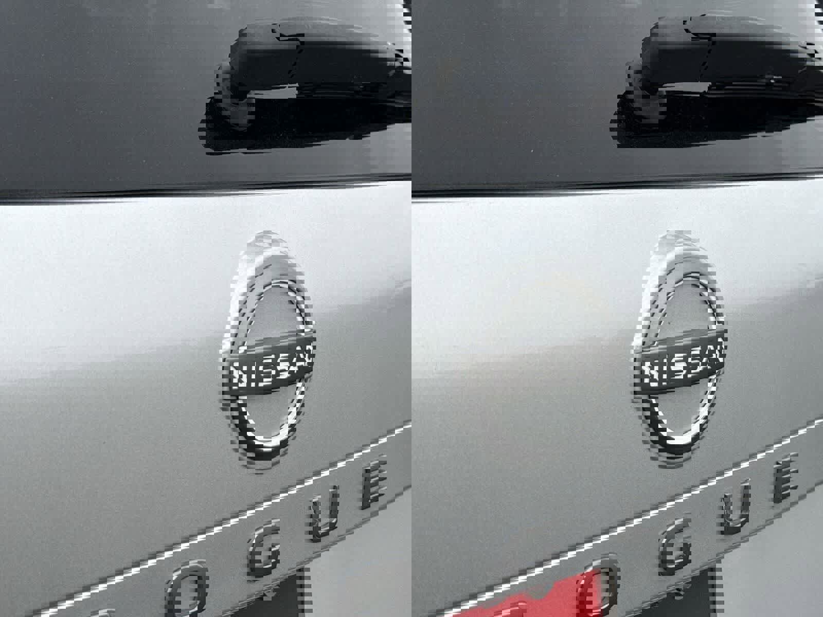 Used 2024 Nissan Rogue S image 34