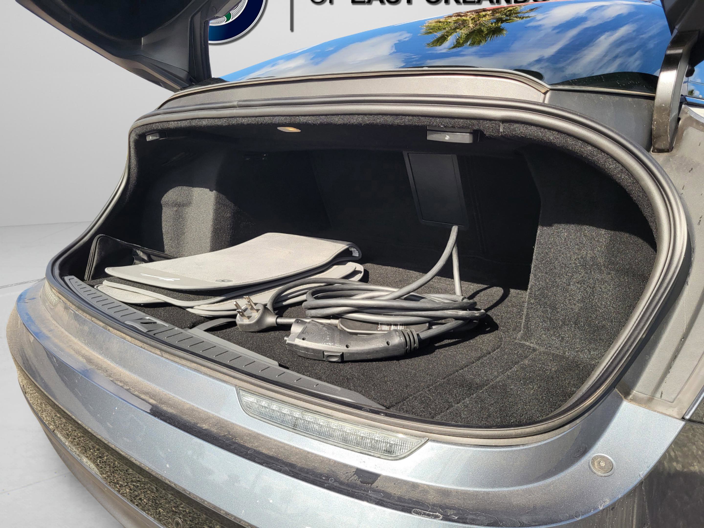 Used 2025 Lucid Air Pure image 22