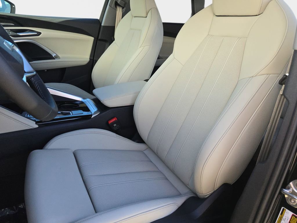 New 2025 Audi Q5 Prestige image 15