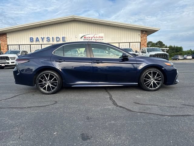 Used 2021 Toyota Camry SE FWD image 6