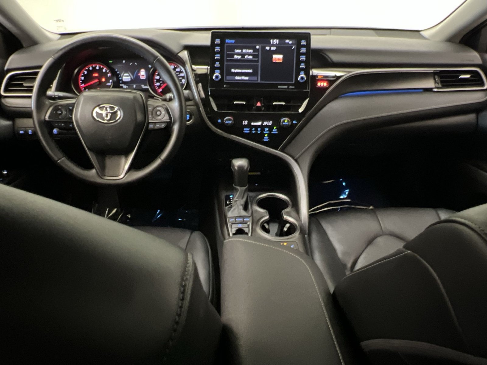 Used 2024 Toyota Camry XSE FWD image 22