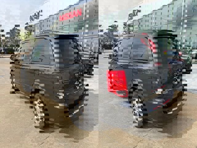 Used 2012 Dodge Grand Caravan SXT image 3